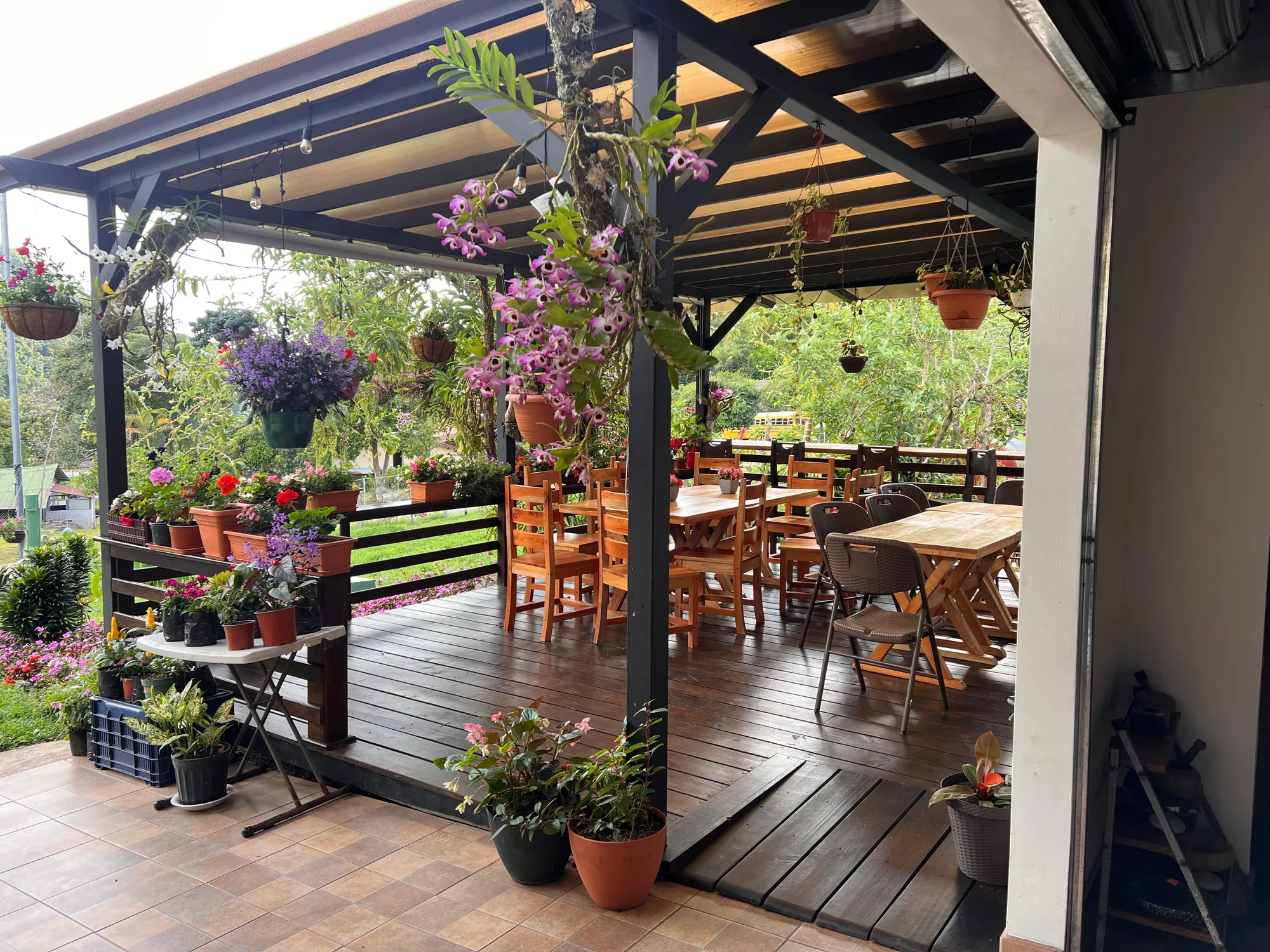 Quesos Canaan dairy shop and café